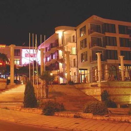 Отель Menabria Nessebar Экстерьер фото